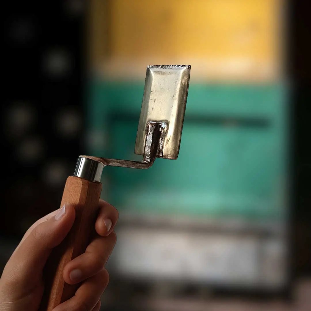 Stingless Bee Honey Harvesting Knife – Precision Tool for Meliponine Beekeeping Mantra Herbs